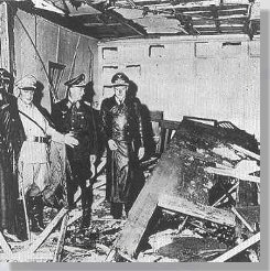 Sala de reunião após  explosão da bomba